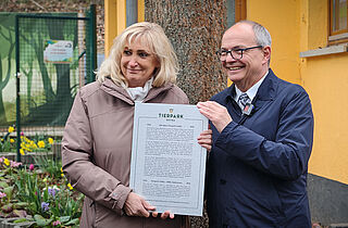 PM 24-2026 100 Jahre Tierpark Gotha ©Stadtverwaltung Gotha Übergabe der Gedenktafel an den Tierpark Gotha